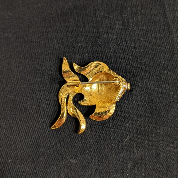 Free Add On - Goldfish Brooch - Picture 2 of 2